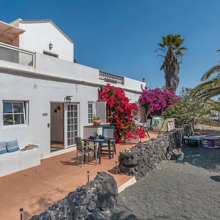 Apartamento Casa Eden Tías